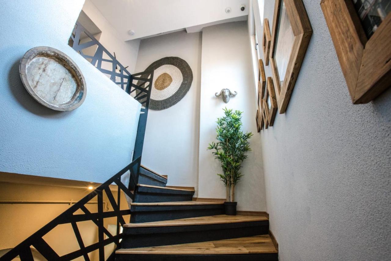 Acsa Inn Крайова Екстер'єр фото